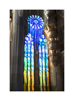Sagrada Familia in Barcelona im Farbrausch