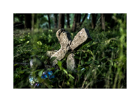 Ein alter Friedhof in den Masuren in Polen