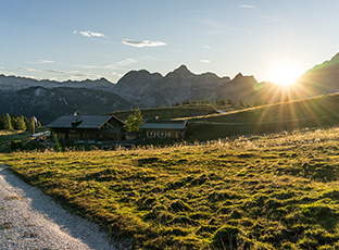 Koenigssee-Umrundung-Berchtesgadener-Alpen-Nationalpark